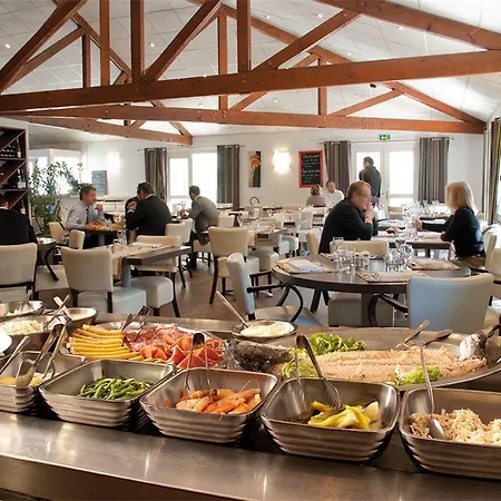 Logis Hotel, Le Relais De 酒店 3*