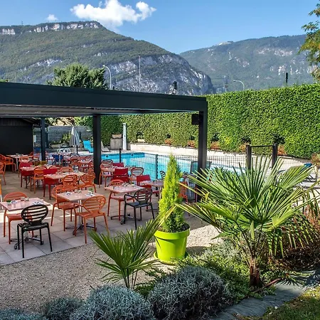 Logis Hotel, Le Relais De Sassenage Sassenage
