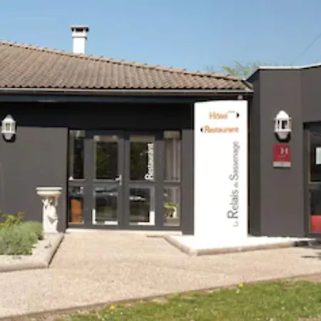 酒店 Logis Hotel, Le Relais De 萨瑟纳日