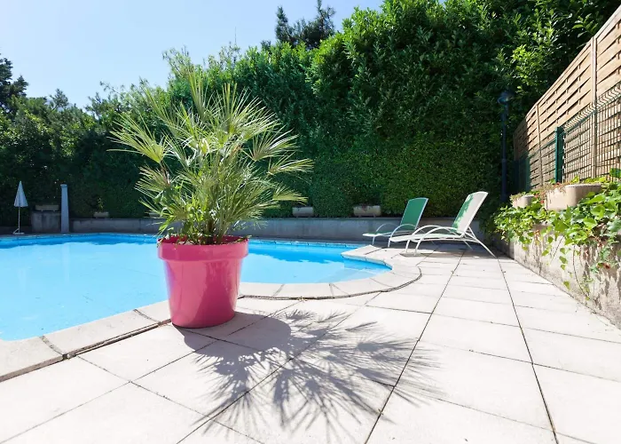 Logis Le Relais De Hotel