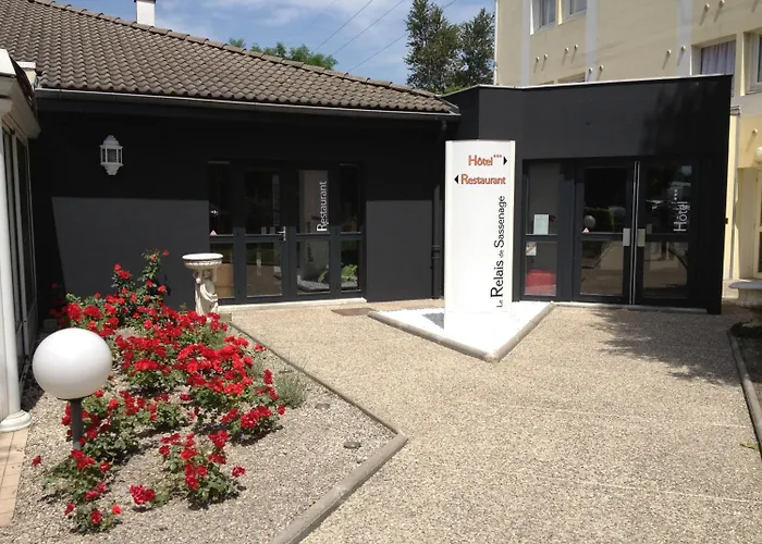 Hotel Logis Le Relais De Sassenage