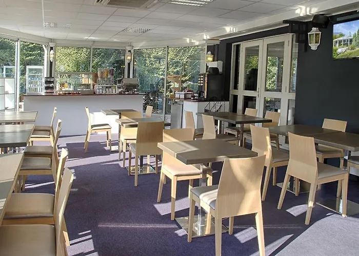 Logis Hotel, Le Relais De فندق