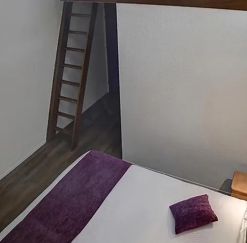 Logis Le Relais De Hotel 3*