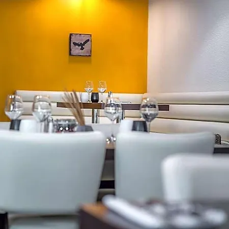 Logis Hotel, Le Relais De Hotel Sassenage