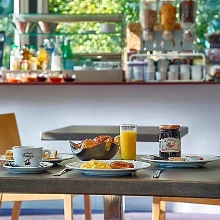 Hotel Logis Hotel, Le Relais De Sassenage