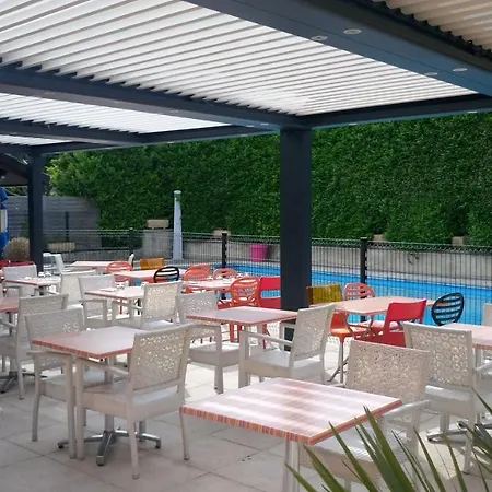 Logis Le Relais De Hotel 3*